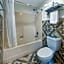 Best Western Harbour Inn & Suites Huntington - Sunset Beach
