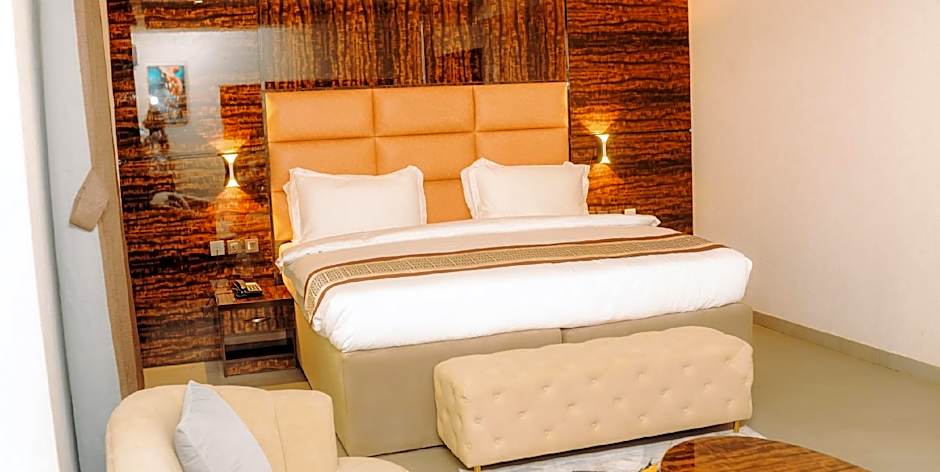 Photo 1 of 4 of Presidential Suite