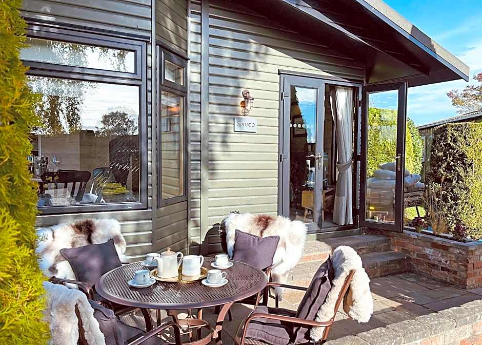 Hollybrook Lodges