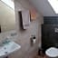 Pokoje Gościnne z łazienkami