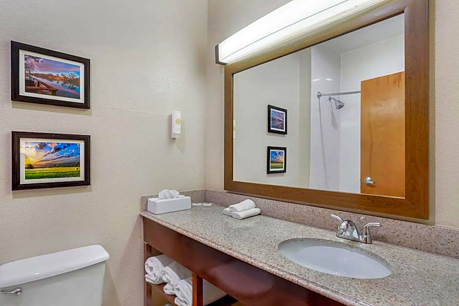 Comfort Suites Brenham
