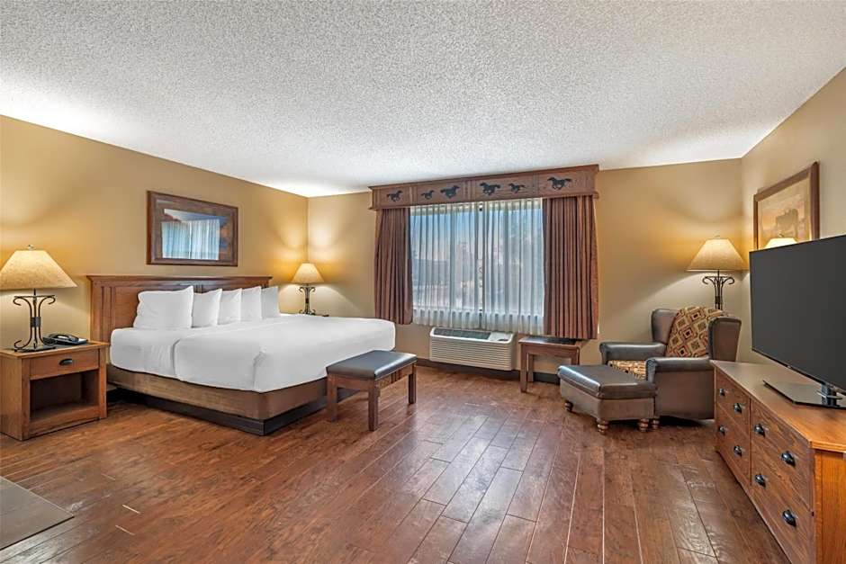 Best Western Plus Kelly Inn & Suites