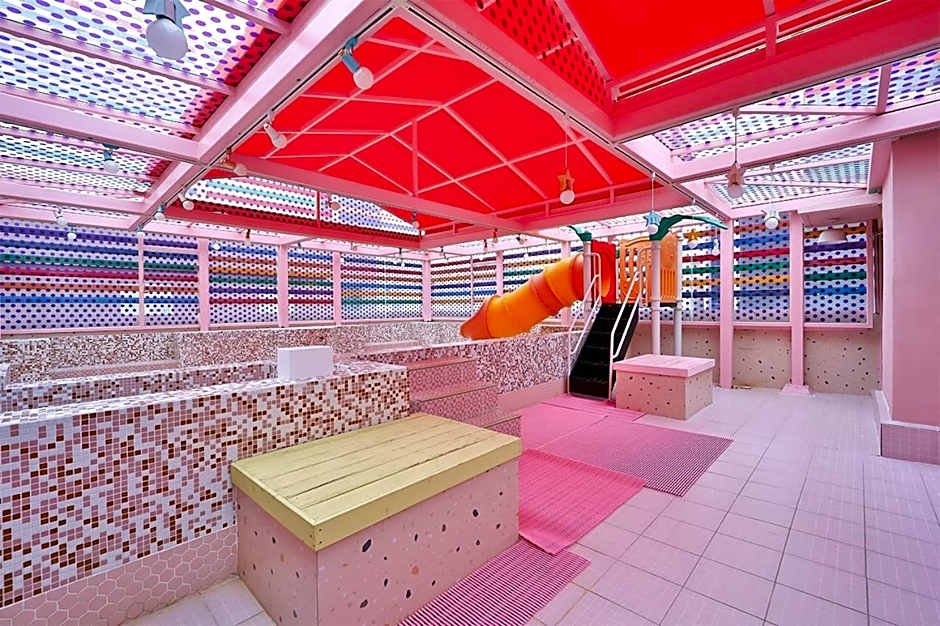 Jangyu Almond Kids Hotel
