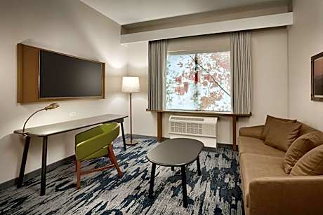 Suite, 2 Queen, Sofa bed