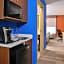 Holiday Inn Express Hotel and Suites Cincinnati - Mason By IHG