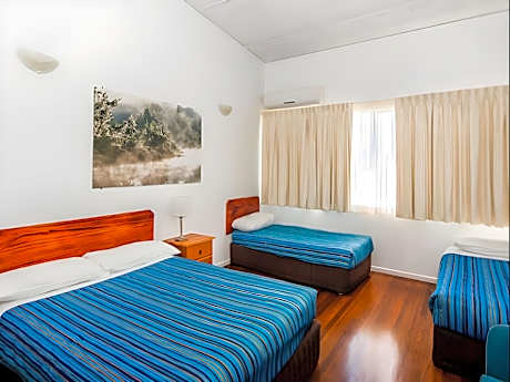 Queen Room - 7