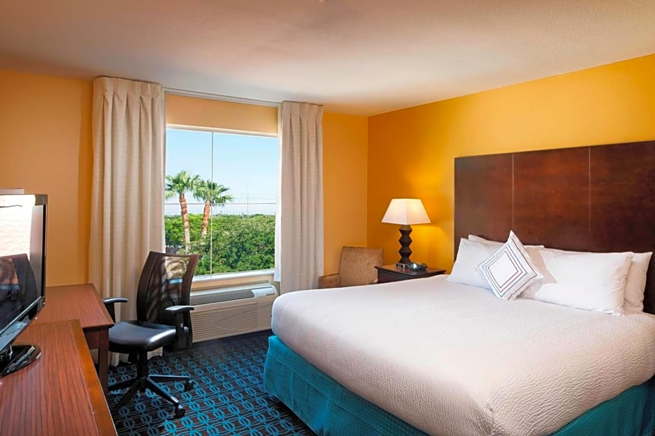 Fairfield Inn & Suites by Marriott Houston Intercontinental Airport