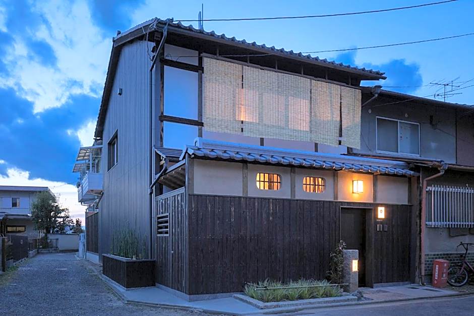 Yoitsubaki Machiya House
