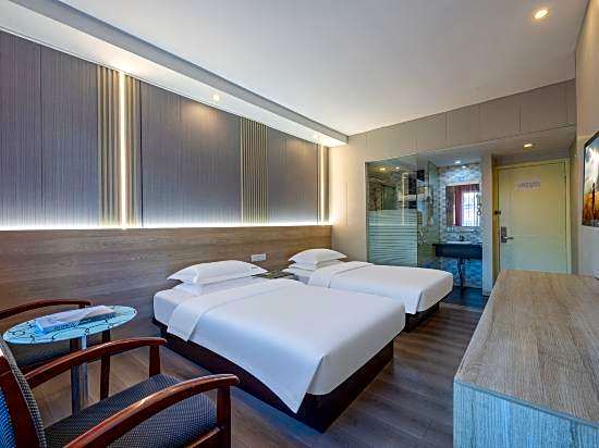 Danfeng Hotel