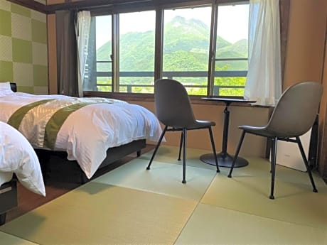 Standard Western Style Room with Tatami Area for 2 People - Adult only
