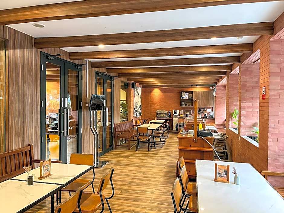 All Nite & Day Kebon Jeruk