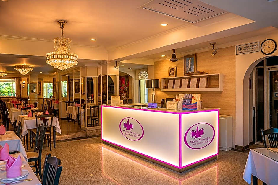 Orchid Hotel and Spa Kalim Bay