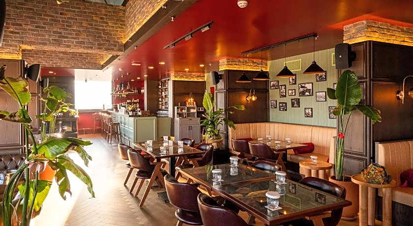 Best Western Plus Khan Hotel