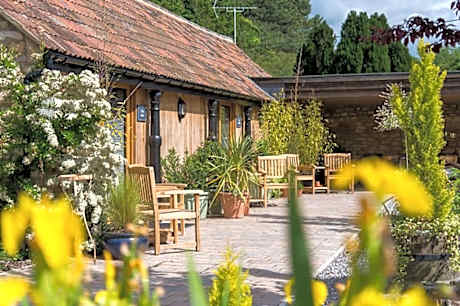 Widbrook Barns