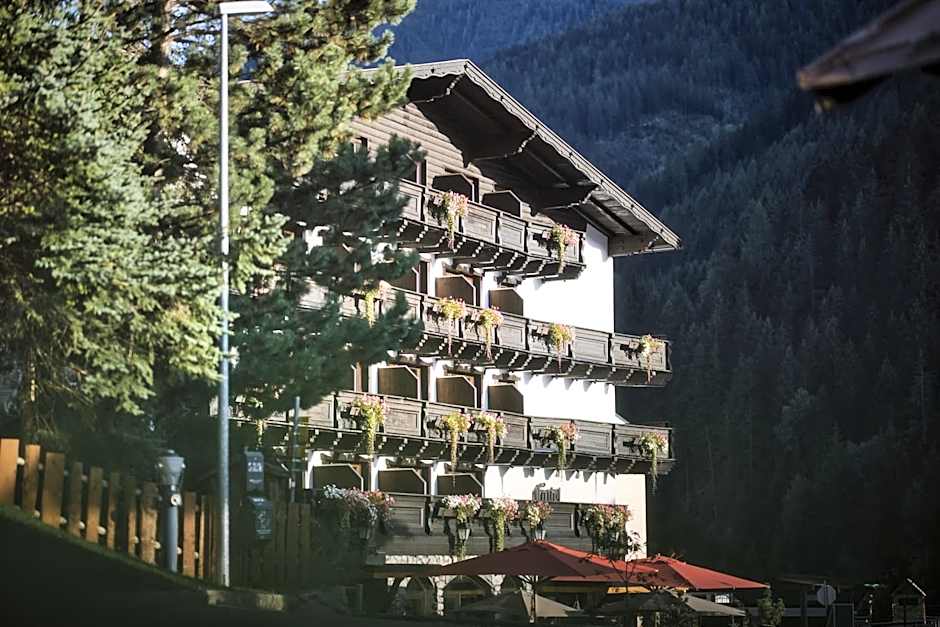 Berghotel Basur