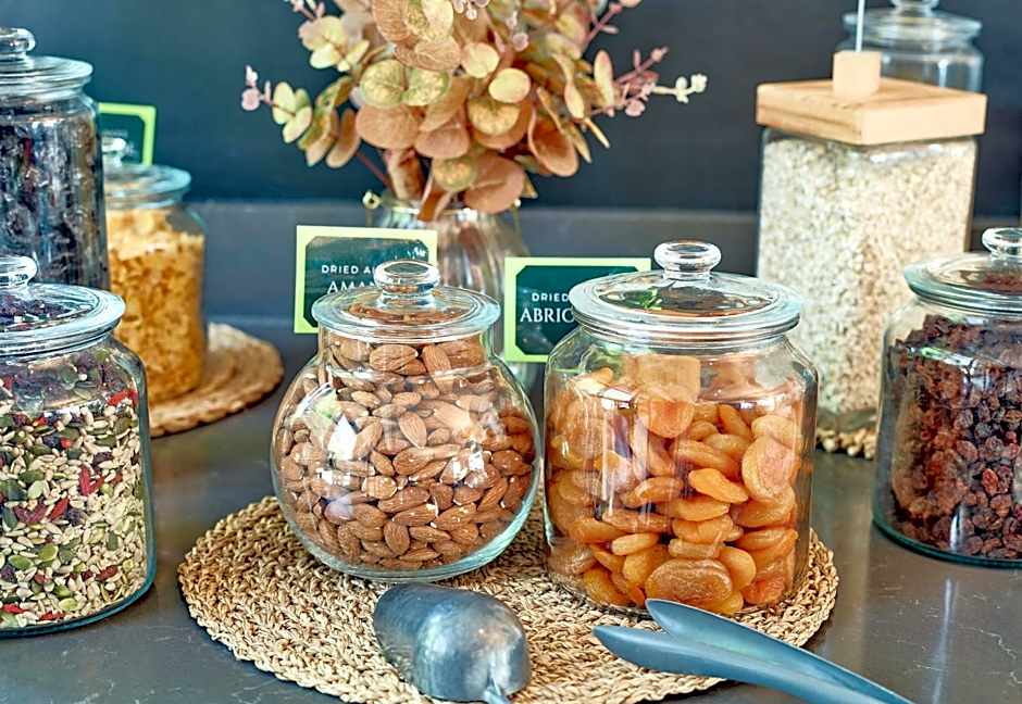 B&B HOTEL Saint-Quentin-en-Yvelines Centre Gare 4 étoiles