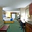 Holiday Inn Express and Suites Meriden
