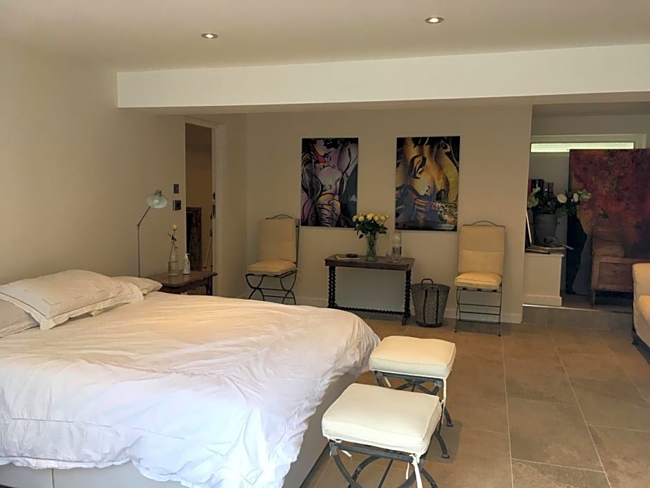 Private luxury retreat