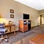 Comfort Inn & Suites Raphine - Lexington near I-81 and I-64