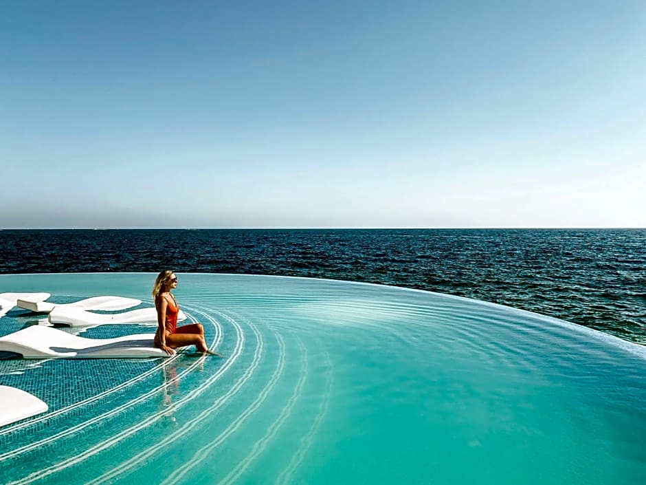 1926 Le Soleil Hotel & Spa