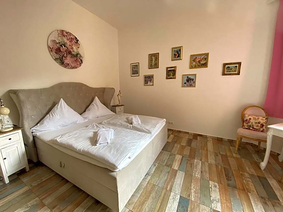 Avalon Bed & Breakfast Themen/- Nichtraucherhotel