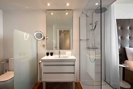 The Level Grand Premium Sea View Solarium