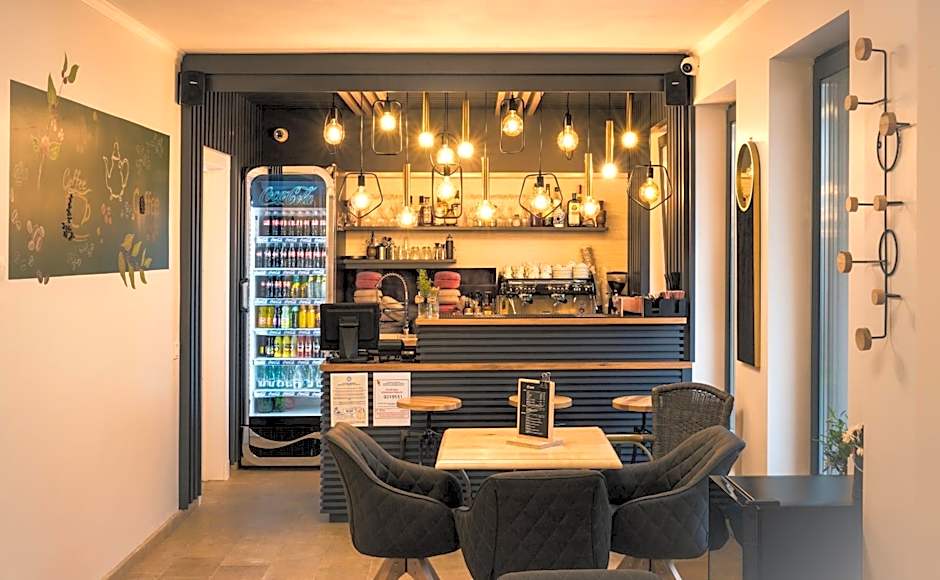 Lira Holiday Apartments