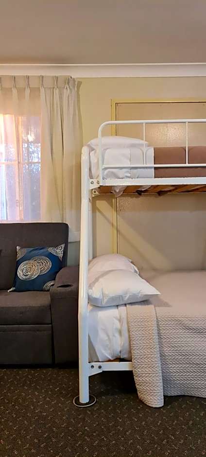 Golf Links Motel