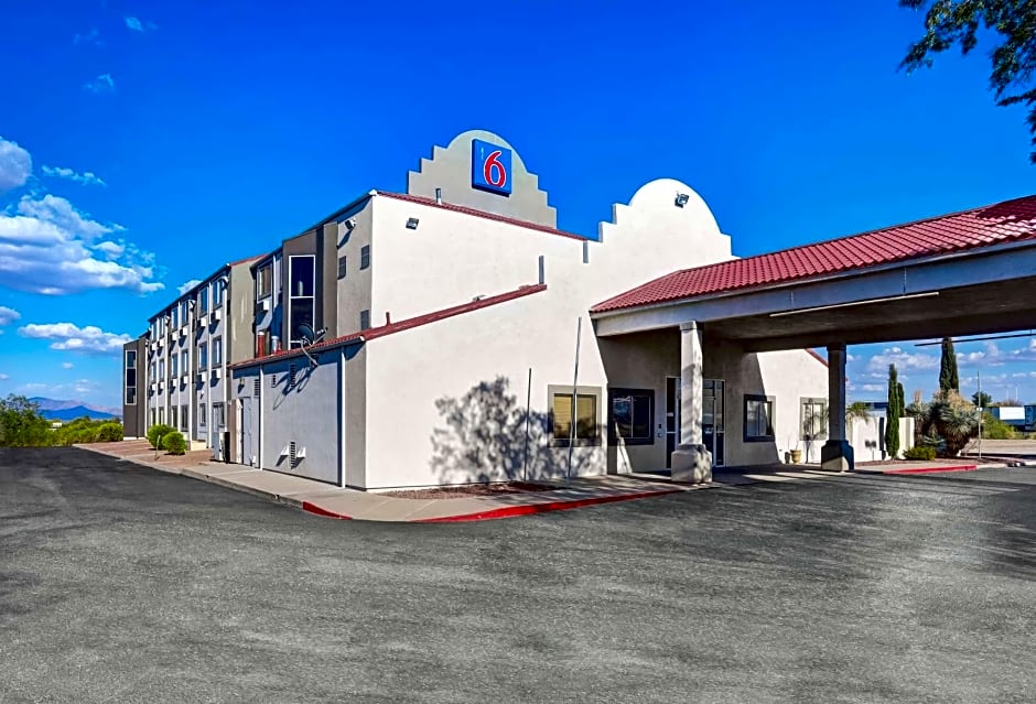 Motel 6-Benson, AZ