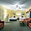 TiltonLodge Inn & Suites