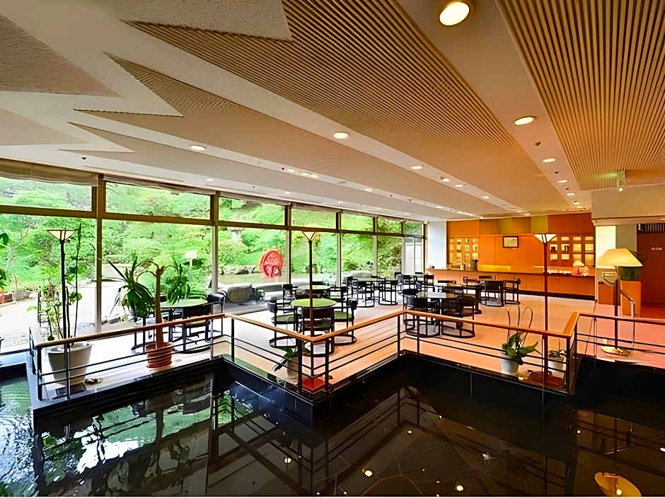 Yuze Hotel