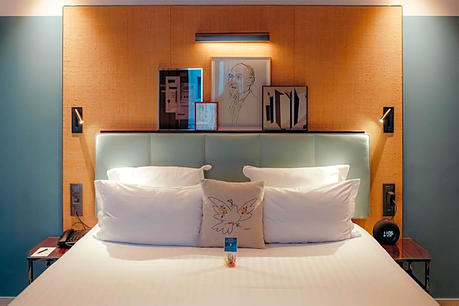 Hôtel Eiffel Blomet