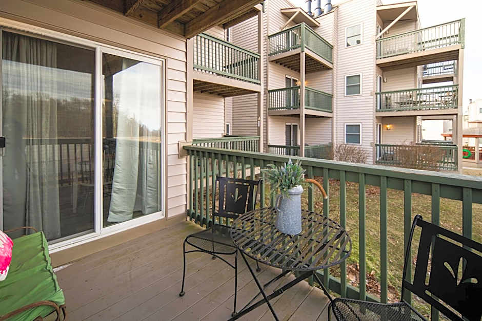 Peak Ski Season Escape