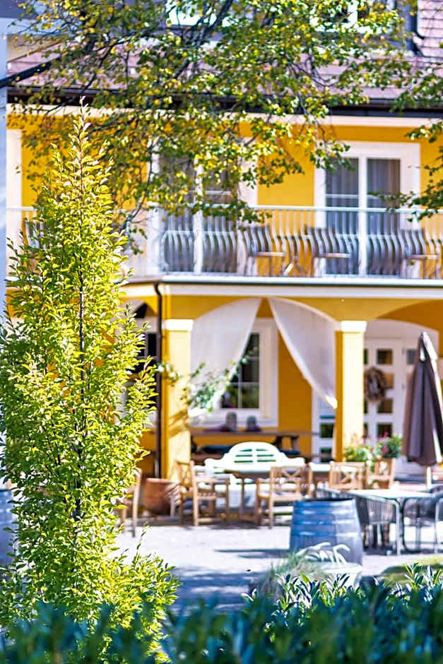 Winzerhotel am GUT MOSER