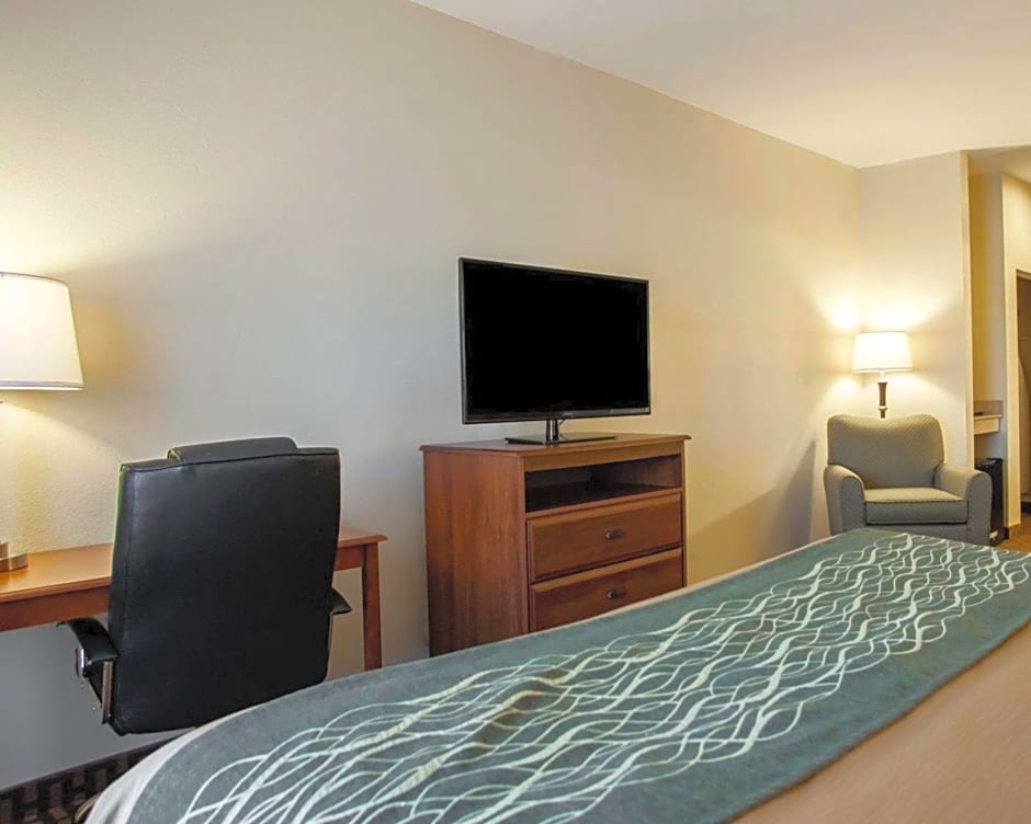 Comfort Inn & Suites Harrisonville