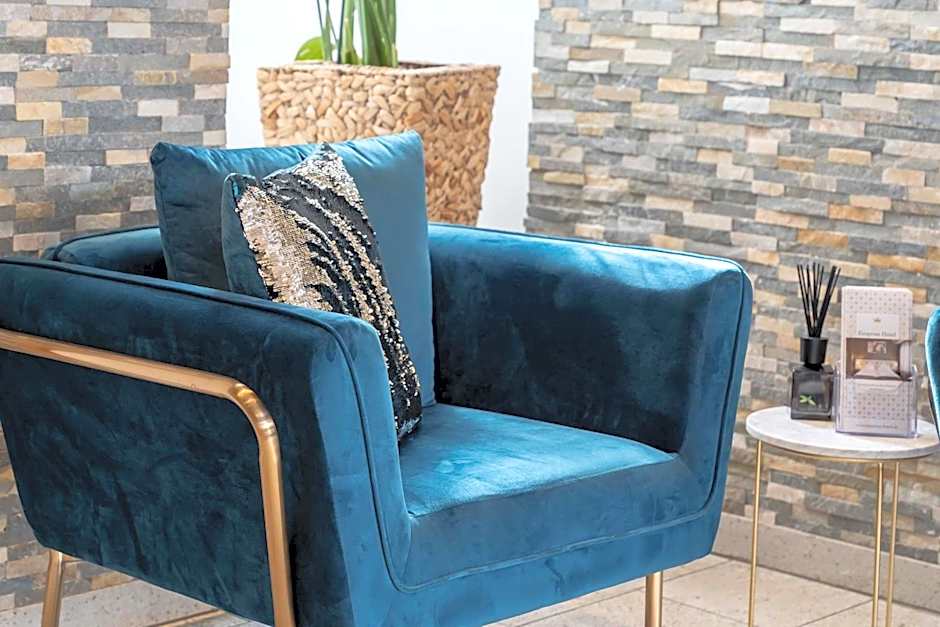 Empress Boutique Hotel