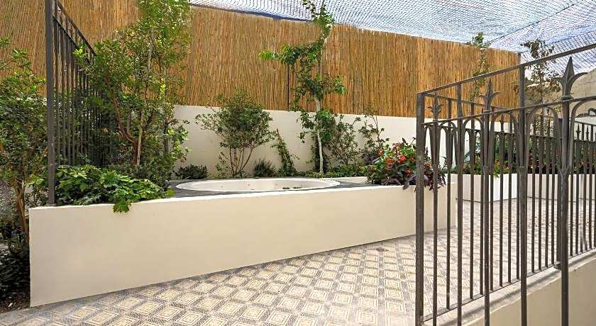 Alberto Hotel by Isrotel Design