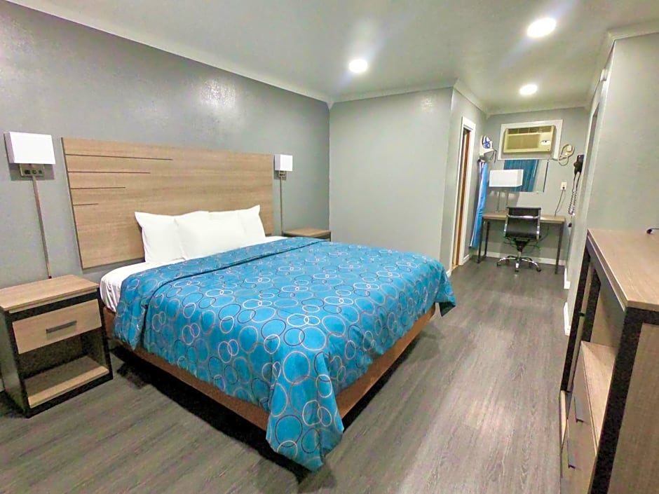Budget Host Inn