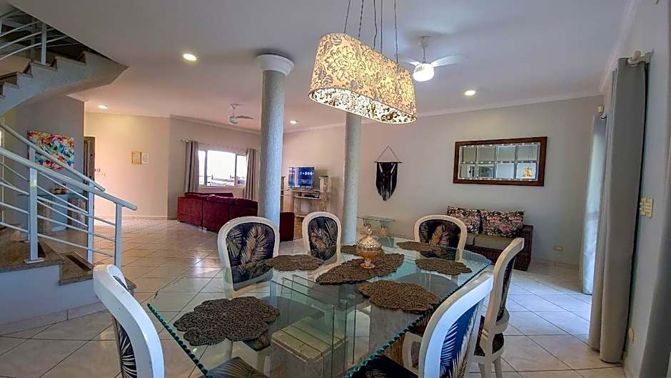 Piscina Aquecida, 5 suítes, Bilhar, Varanda Gourmet, 100mts mar