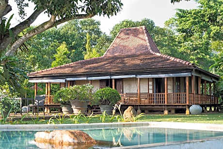 Plantation Honeymoon Villa - Dubu