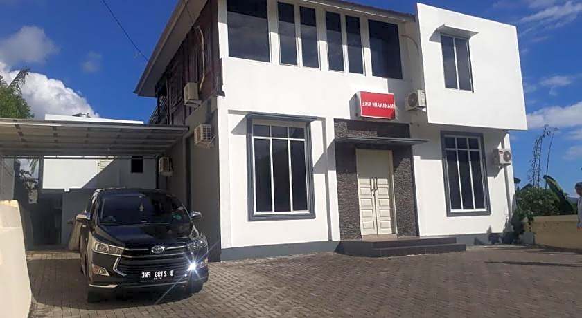 RedDoorz @ Wanea Area Manado