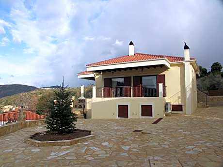 Kallisti Ξενώνας Διακοπτό-Καλάβρυτα