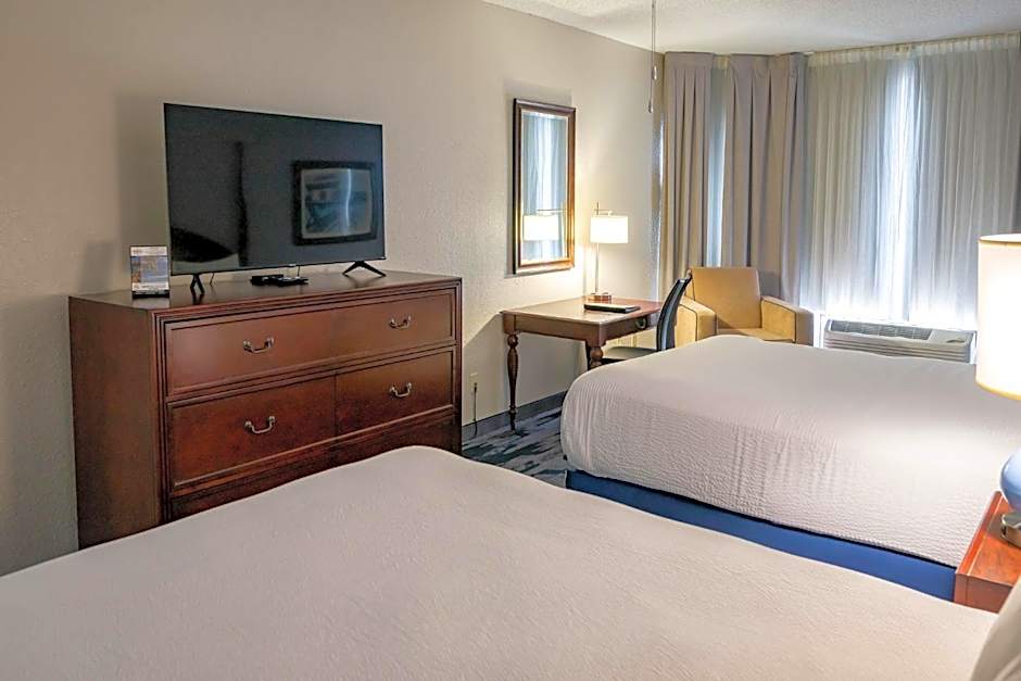 SummerPlace Inn
