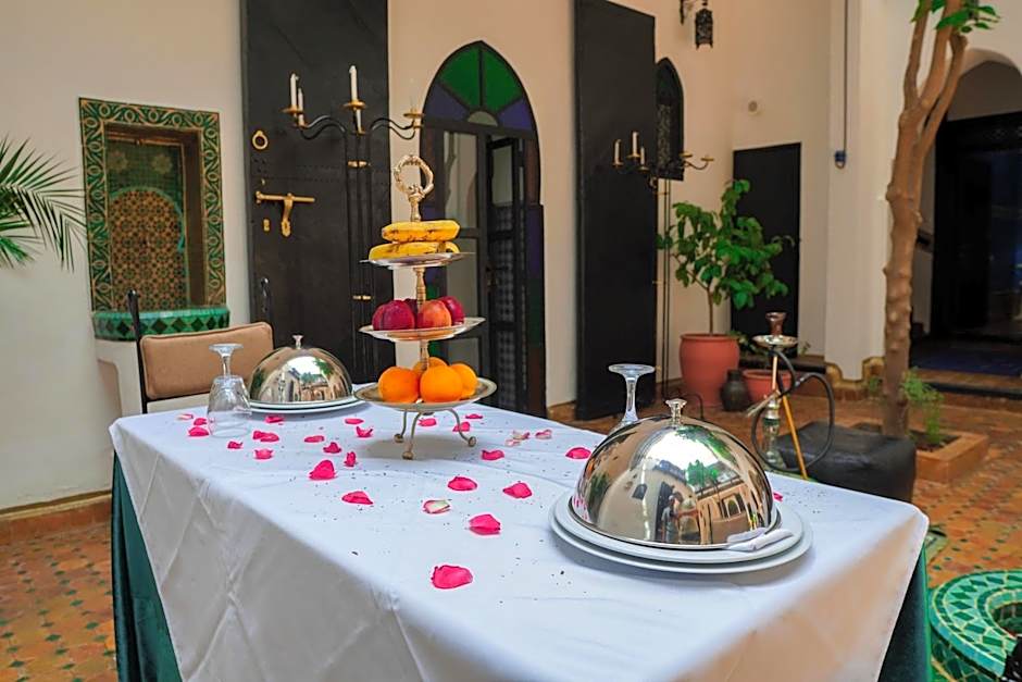 Riad ABBASSIA Marrakech - Authentic Medina Experience