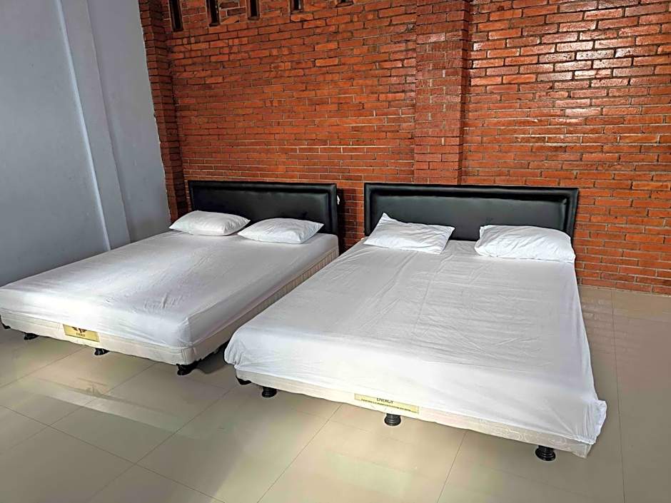 Jogo Segoro Homestay Mitra RedDoorz near Pantai Sundak Gunungkidul