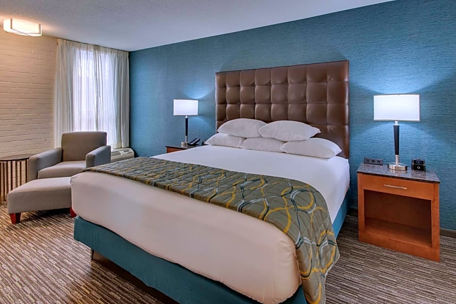 Pear Tree Inn St. Louis Airport