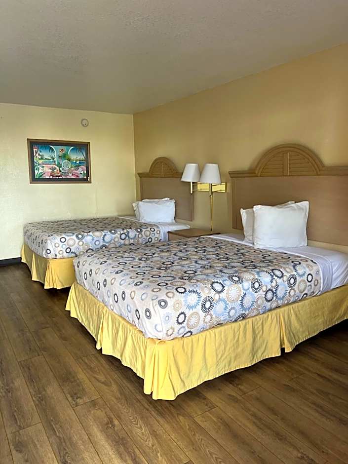 Hole Inn the Wall Hotel - Fort Walton Beach - Sunset Plaza - near Beaches & Hurlburt