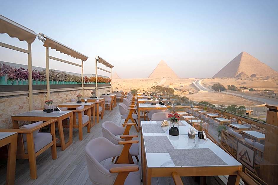 Great Pyramid Inn