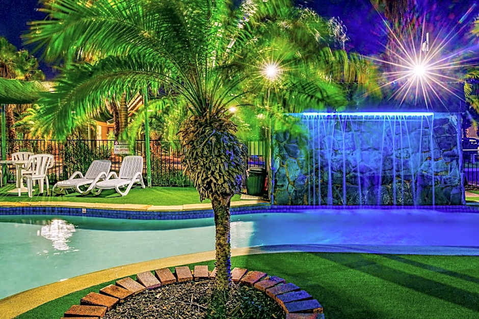 Desert Palms Alice Springs