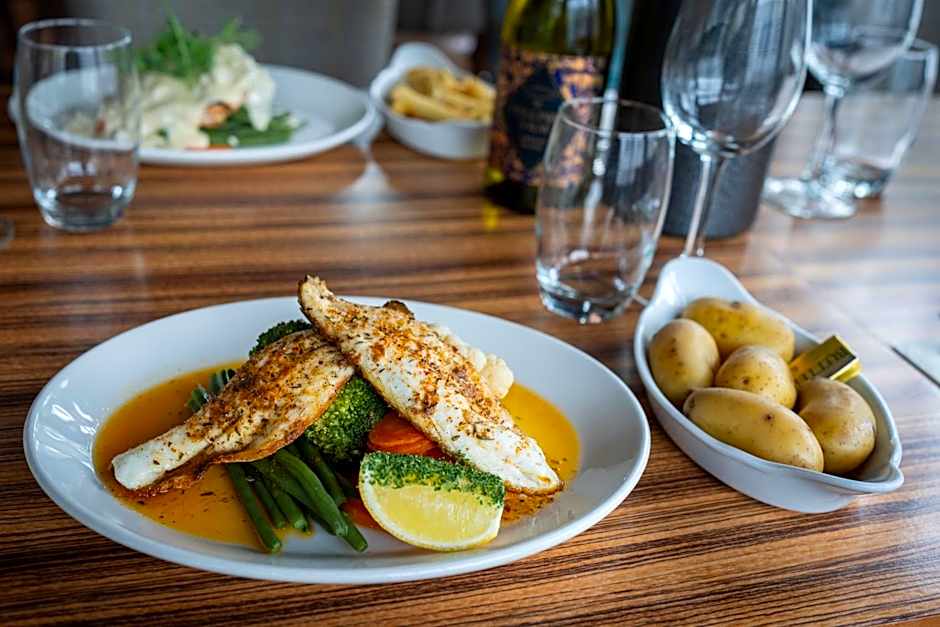 The Dutch Mill Hotel